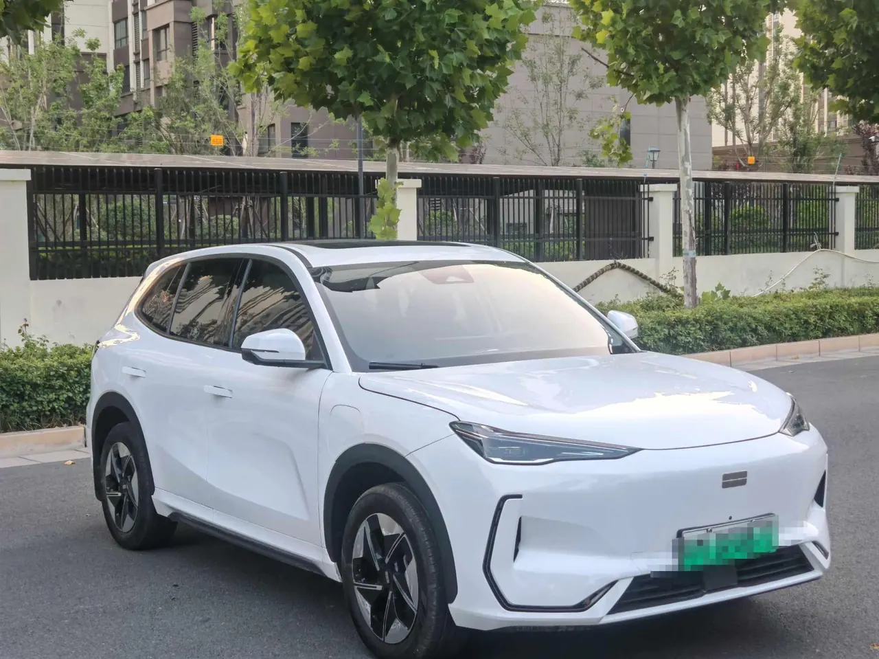 Geely Galaxy 2024 E 5 440Km Discovery Edition Automatic Gear 3