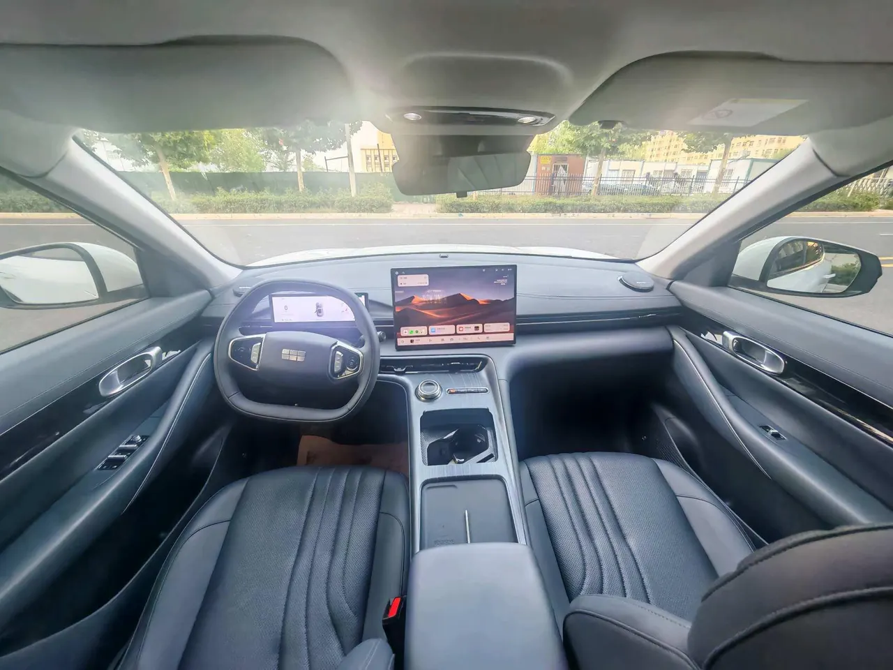 Geely Galaxy 2024 E 5 440Km Discovery Edition Automatic Gear 5