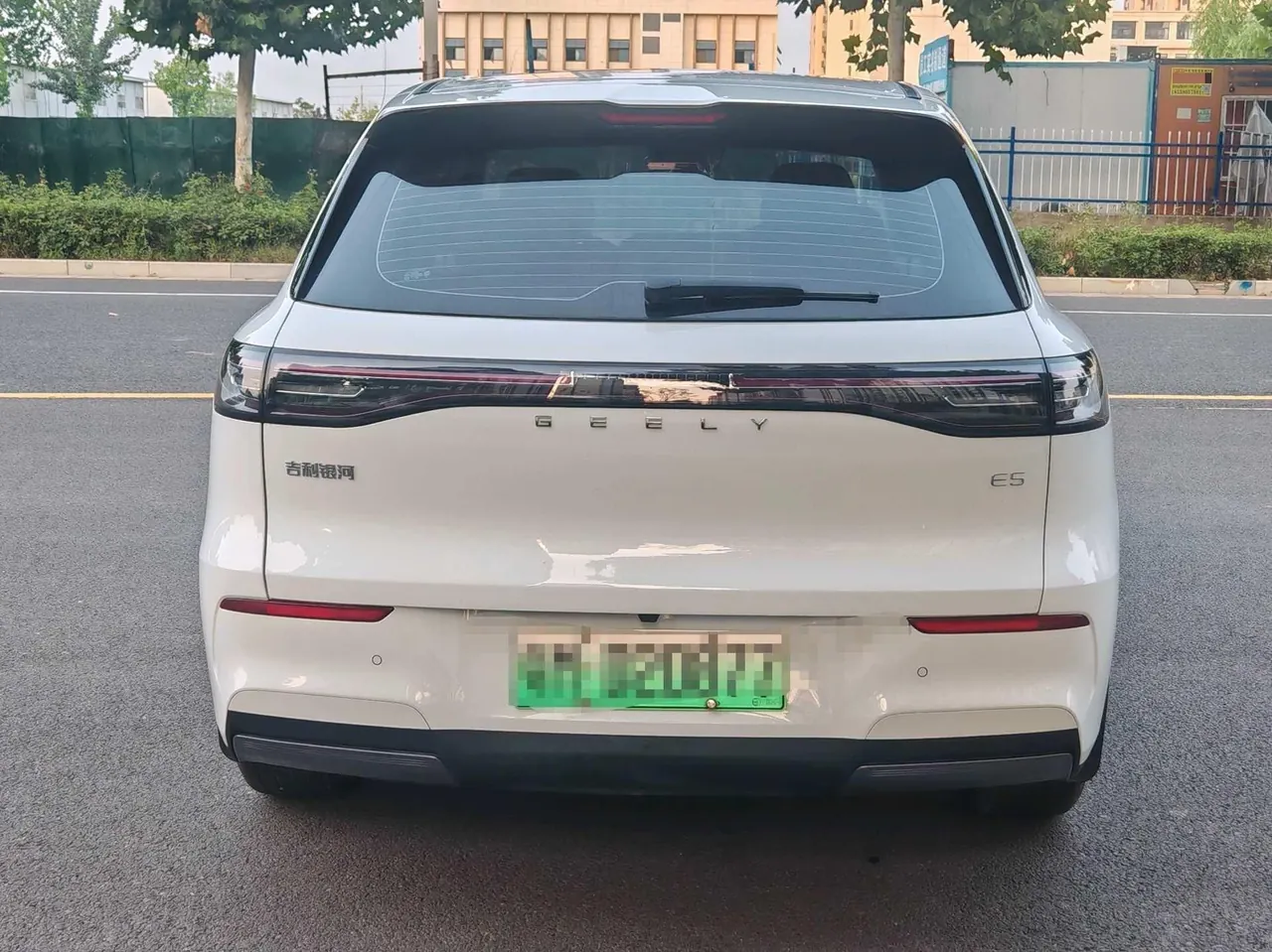 Geely Galaxy 2024 E 5 440Km Discovery Edition Automatic Gear 8