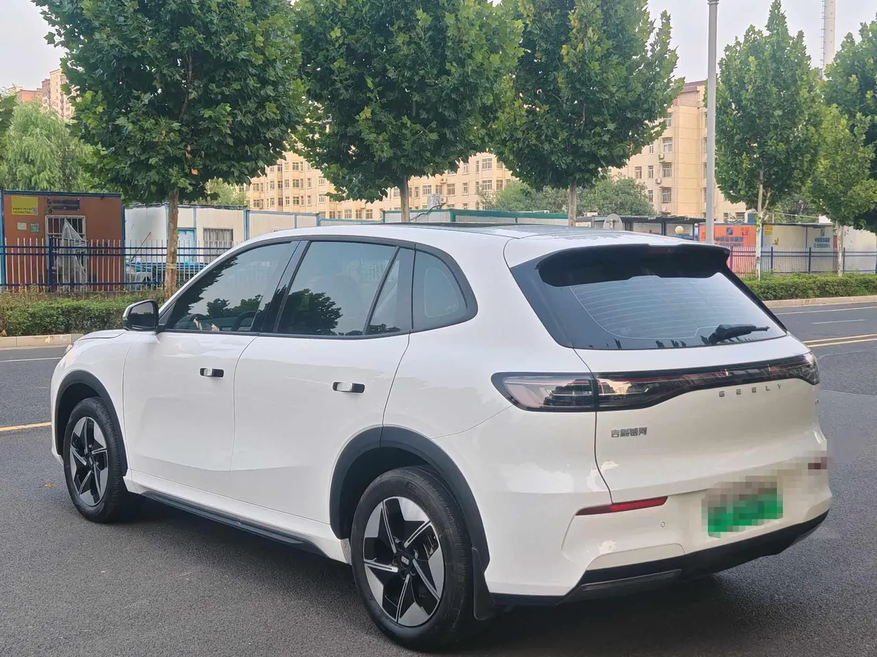 Geely Galaxy 2024 E 5 440Km Discovery Edition Automatic Gear 9