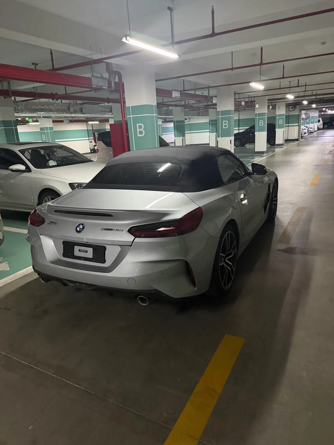 BMW Z4 (Imported) 2022 Z4 sDrive25i 2.0T M Sports Obsidian Night Suit Automatic Gear 6