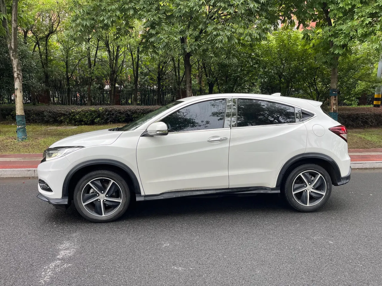 Honda 2020 Binzhi 1.5 stepless luxury automatic transmission 3