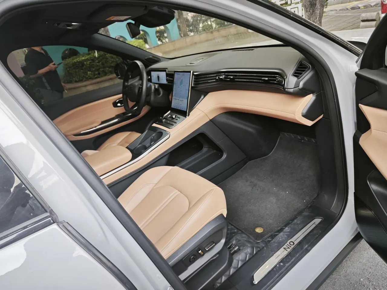 NIO 2020 ES 6 600KM Sports Edition Automatic Gear 5