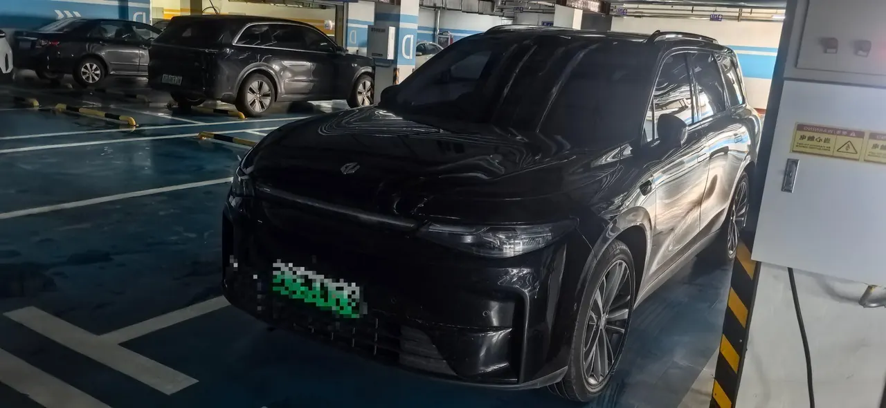 Open image lightbox: Leapmotor 2026 C 16 630 Laser Radar Zhizun Edition 6-seat Automatic Gear