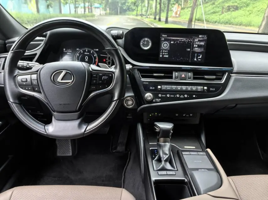 Lexus ES (Imported) 2021 ES200 2.0 Stepless Deluxe Edition Automatic Gear 9