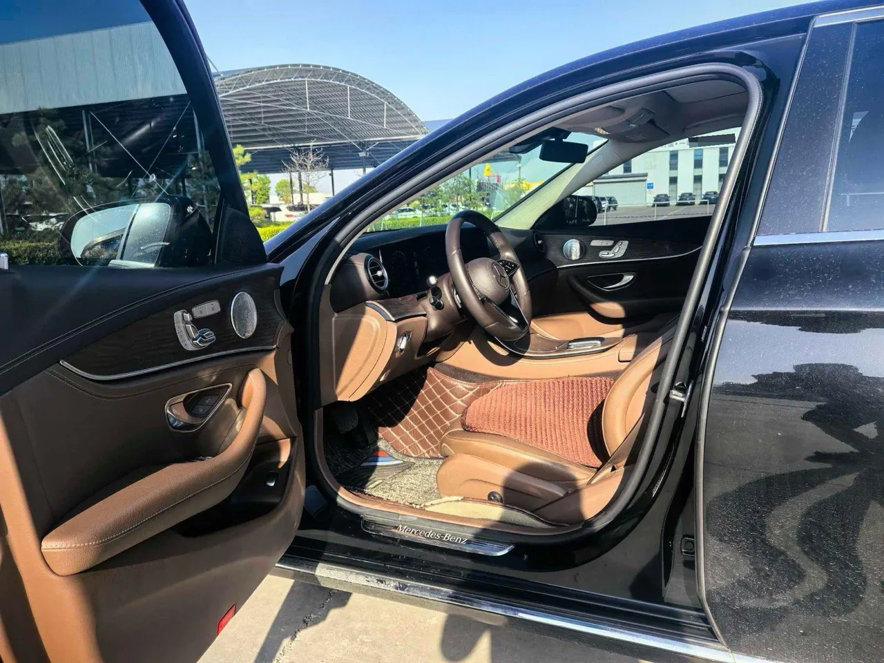 Mercedes Benz E Class 2021 E 300 L 2.0T Luxury Automatic Gear 4