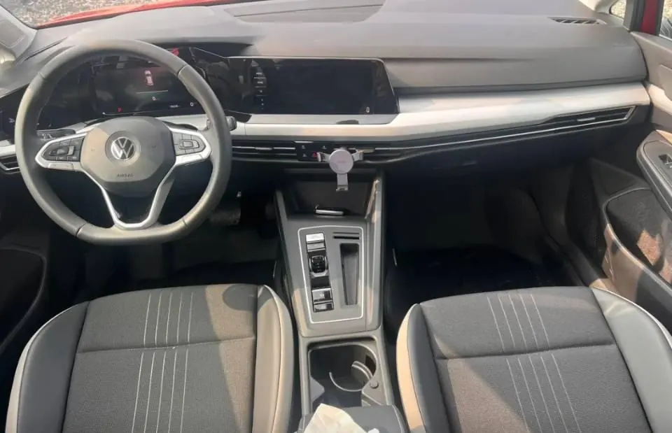 Volkswagen 2021 Golf 8 PRO 1.4TSI 280TSI Automatic 5