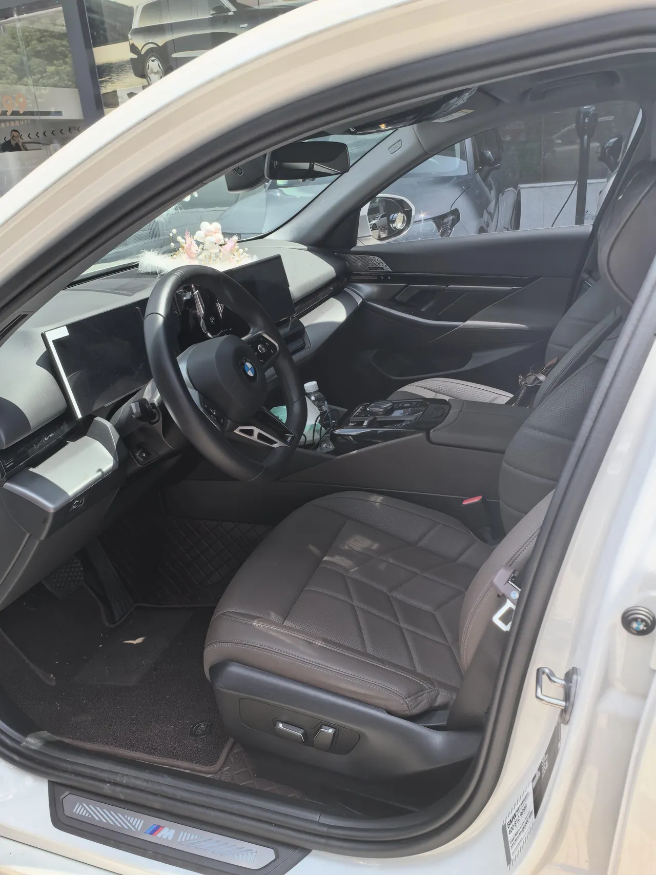 BMW 5 Series 2024 525Li 2.0T M Sports Suit Automatic Gear 2