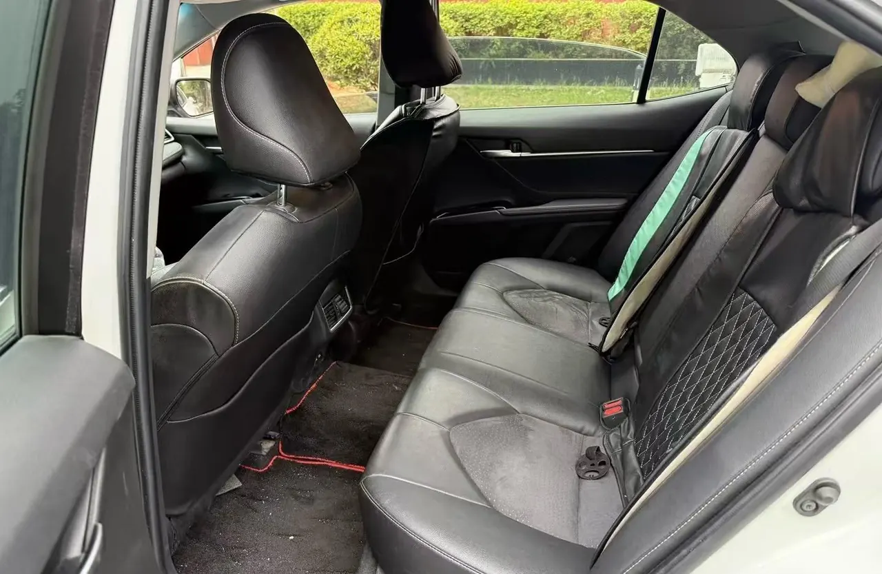 Toyota 2021 Camry 2.0S Stepless Front Edition Automatic Gear 4