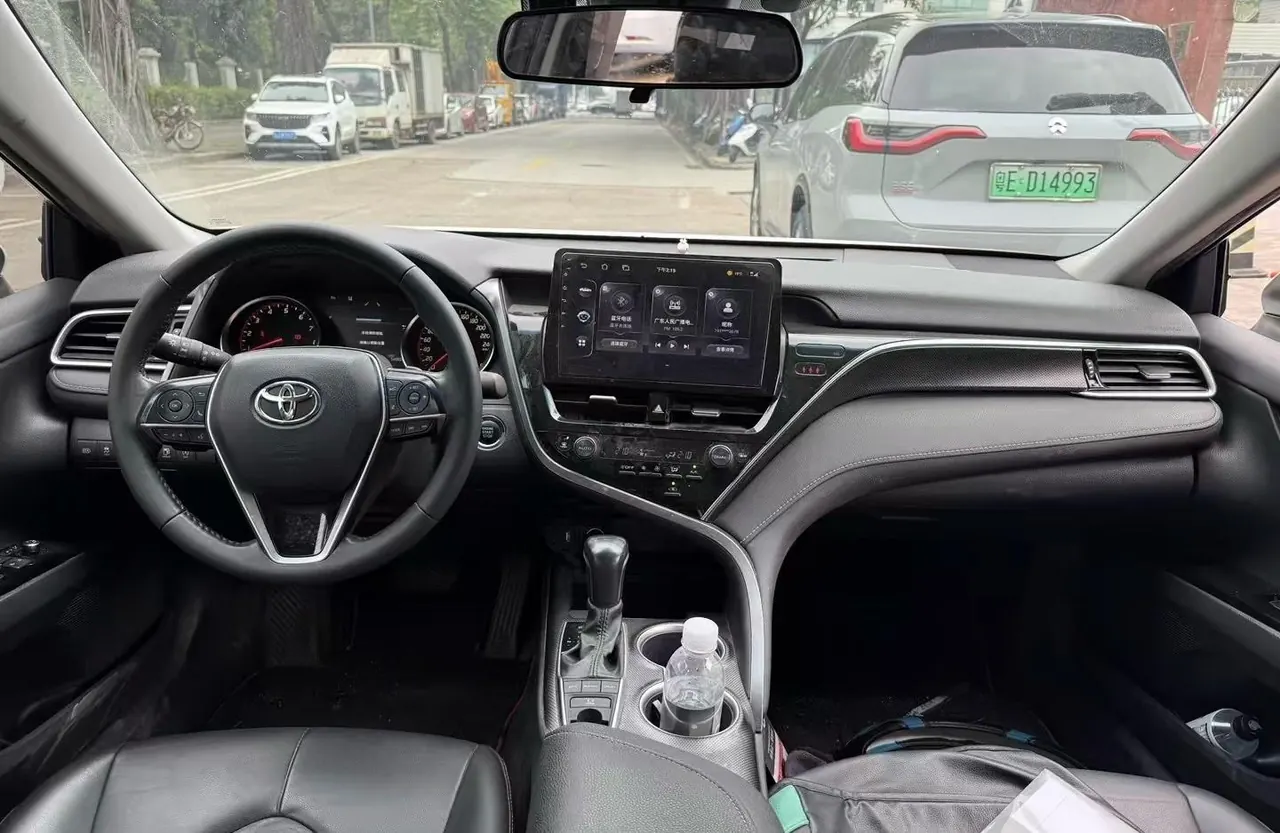 Toyota 2021 Camry 2.0S Stepless Front Edition Automatic Gear 5