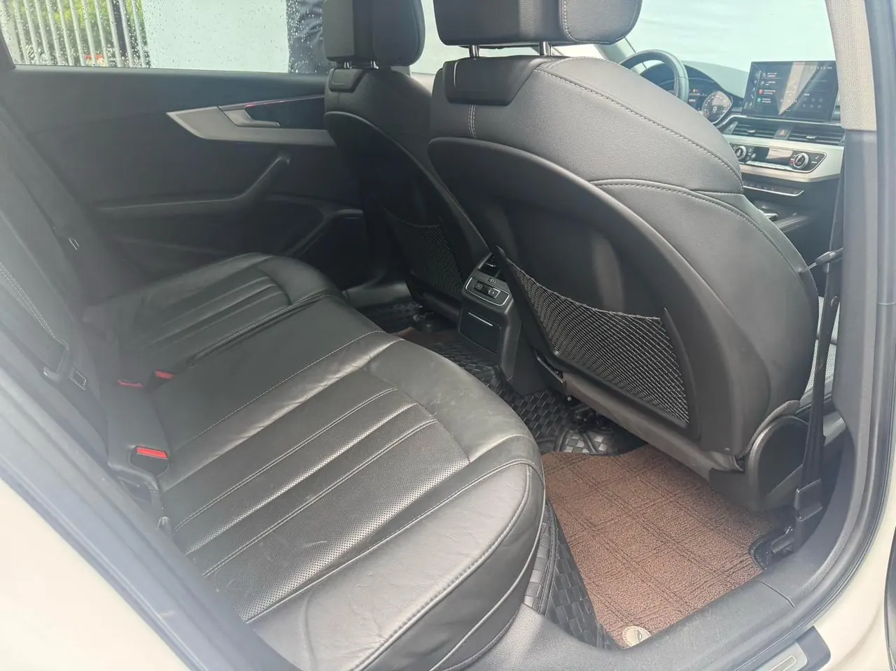 Audi 2020 A4L 2.0TFSI 40TFSI Deluxe Dynamic Automatic 16