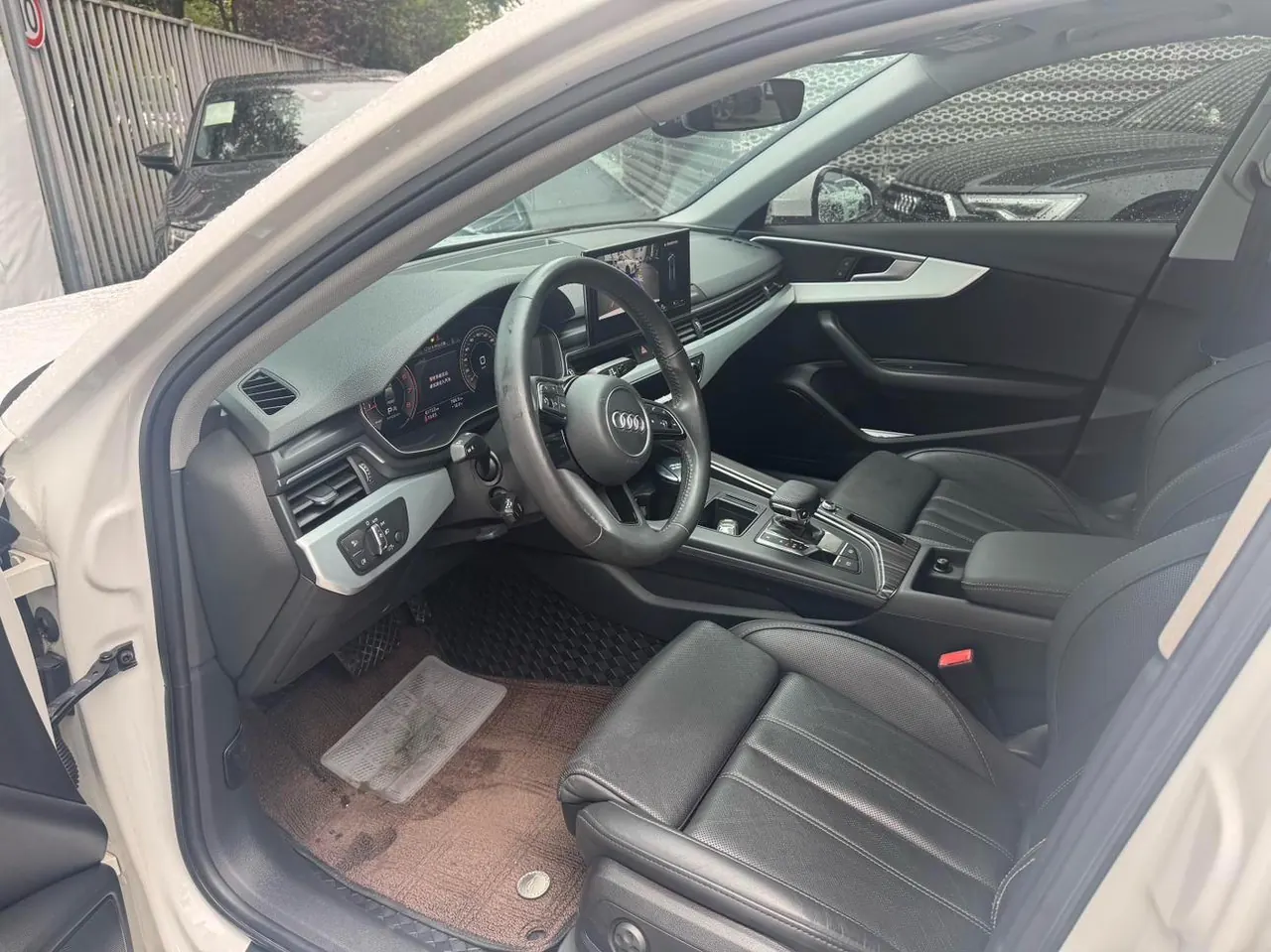 Audi 2020 A4L 2.0TFSI 40TFSI Deluxe Dynamic Automatic 4