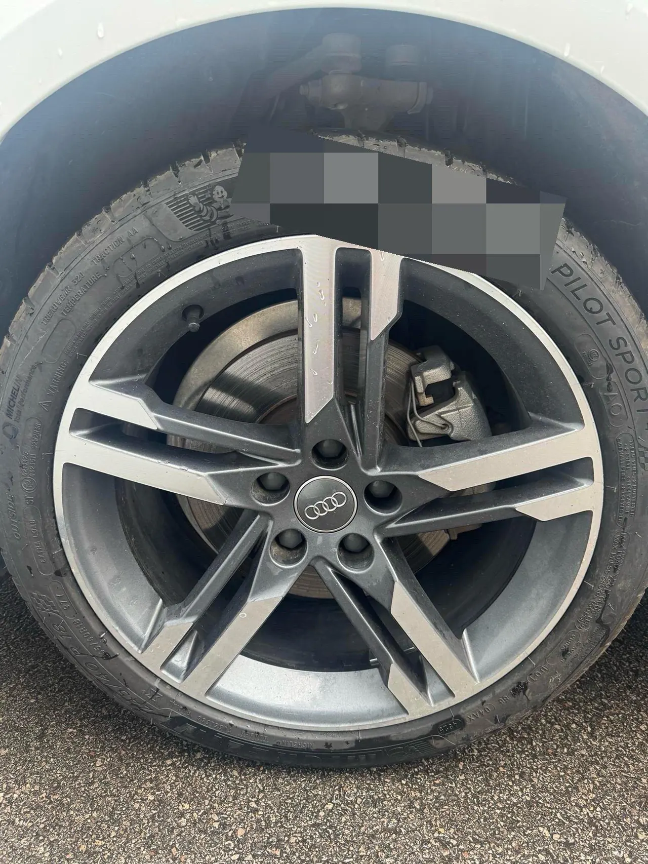 Audi 2020 A4L 2.0TFSI 40TFSI Deluxe Dynamic Automatic 8