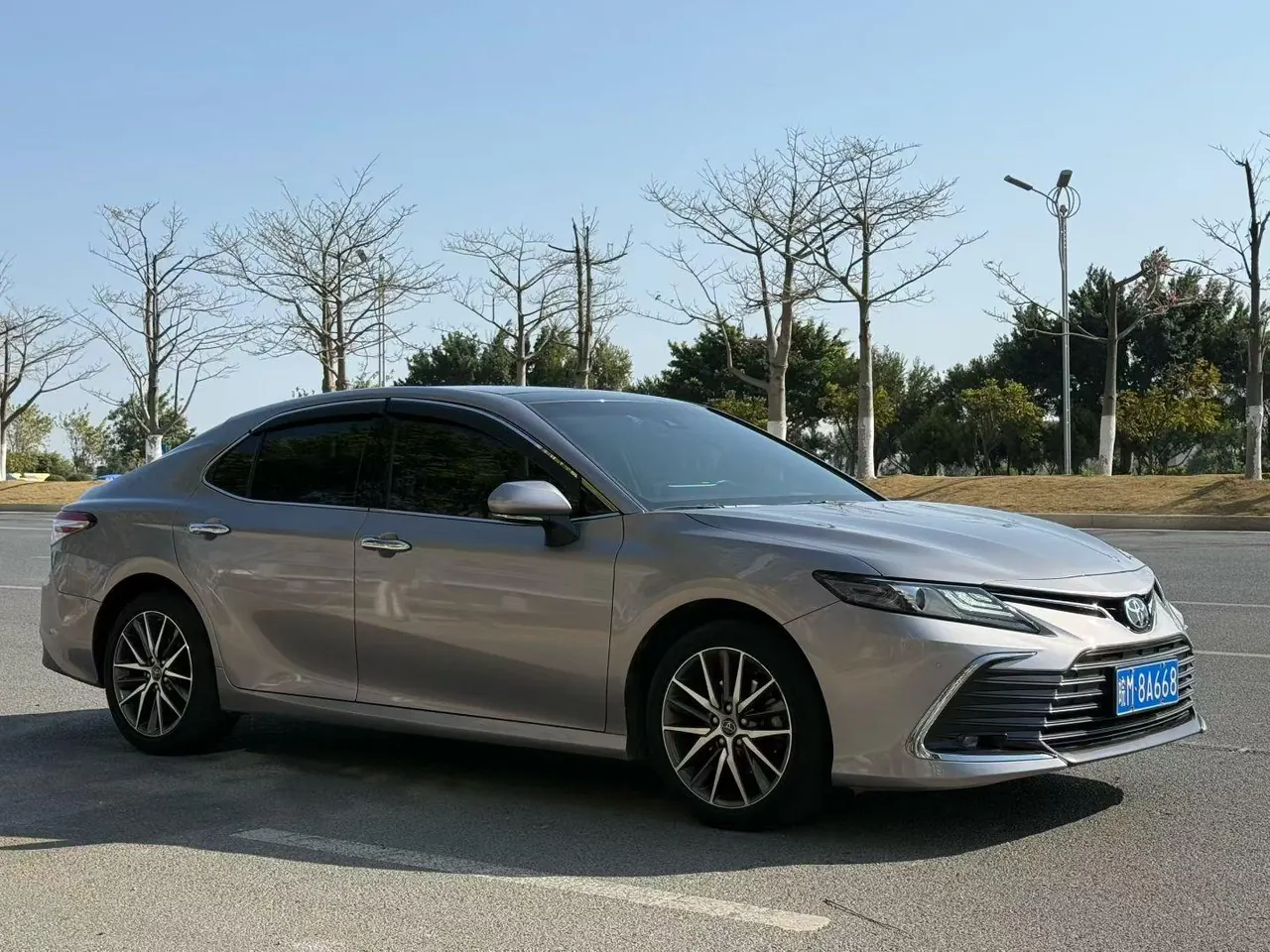 Toyota 2021 Camry 2.5G Deluxe Edition Automatic Gear 3