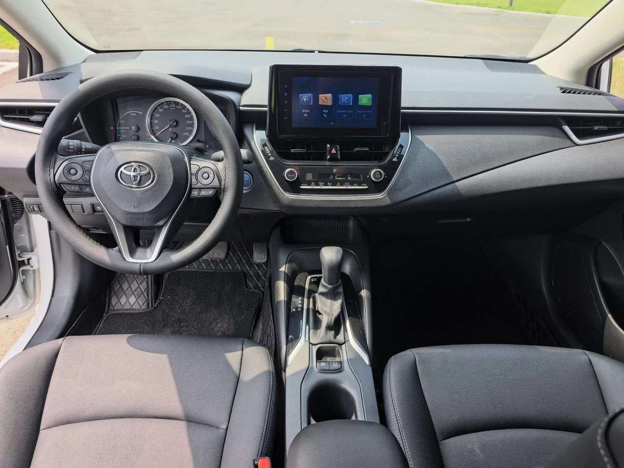 Toyota 2021 Corolla Double Engine 1.8 Stepless Pioneer Edition Automatic Gear 8