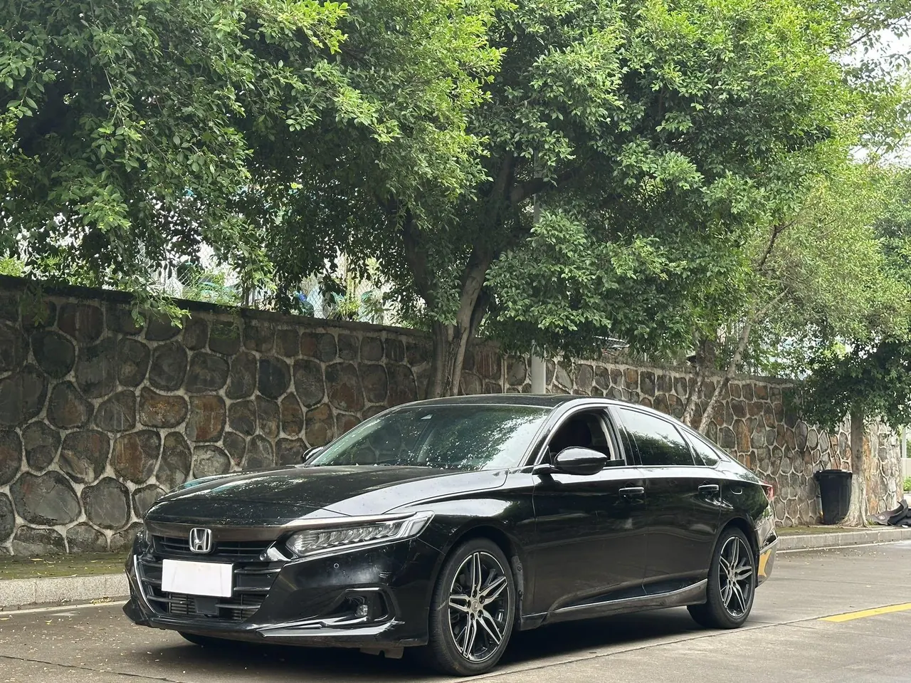 Open image lightbox: Honda 2022 10th Generation Accord 1.5T Stepless 260TURBO Magic Night Premium Edition Automatic Gear