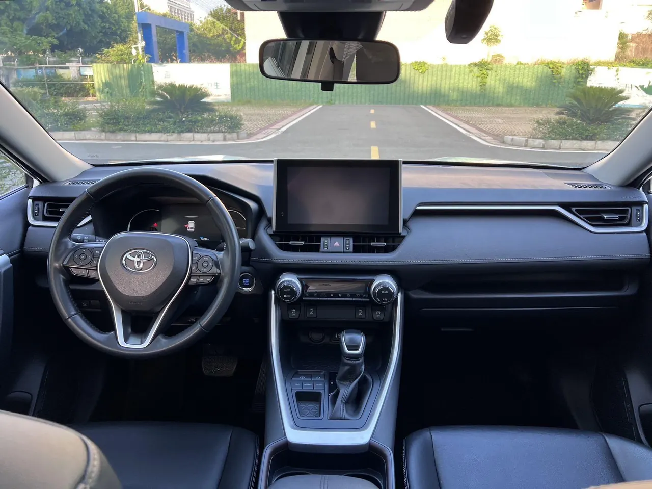 Toyota 2021 RAV4 Rongbo 2.0 Stepless Two-Drive Fashion PLUS Edition Automatic Gear 7