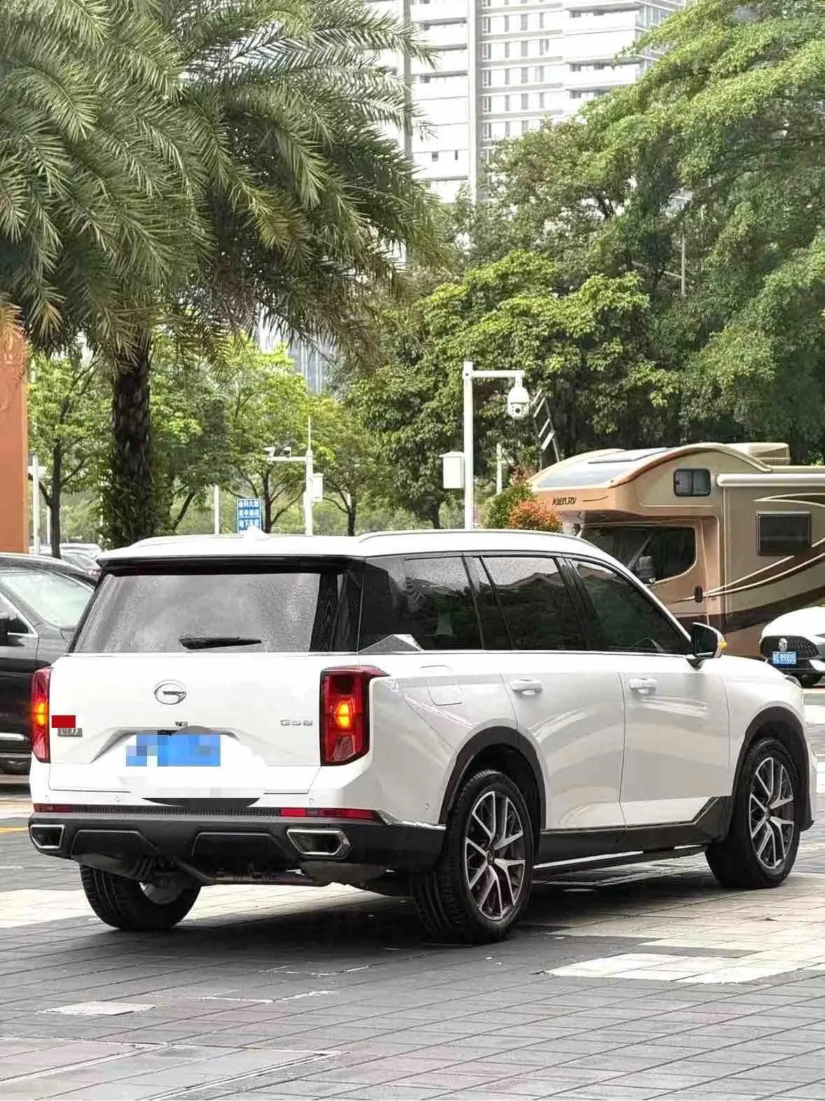 Chuanqi 2022 GS8 2.0TGDI Two-Drive Premium Edition Seven-seat Automatic Gear 4