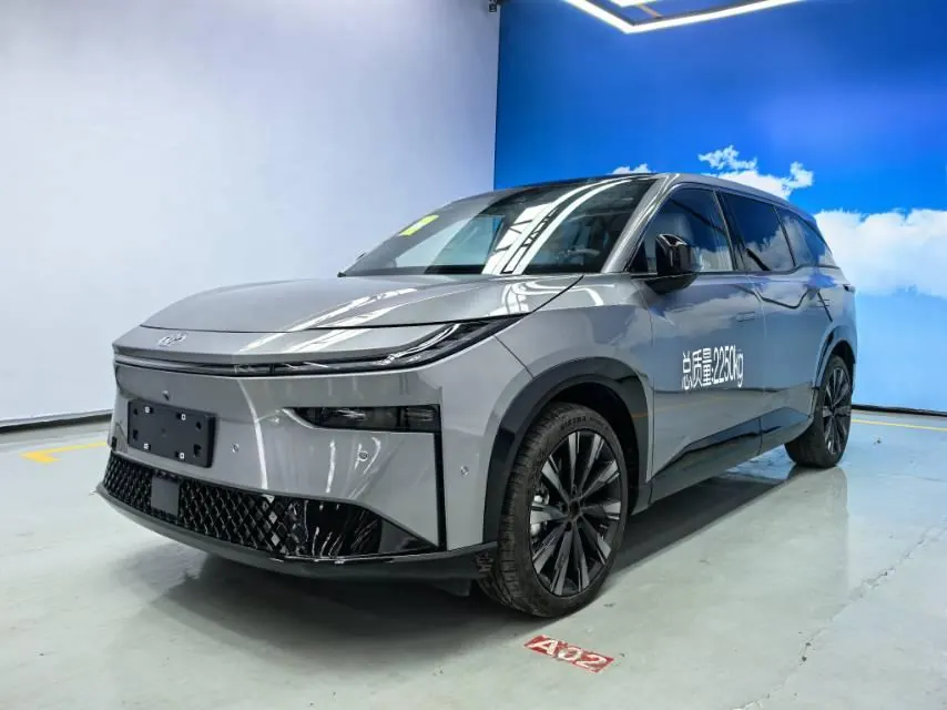 Open image lightbox: Toyota 2026 Platinum Intelligence 3X 610 Max Automatic Gear