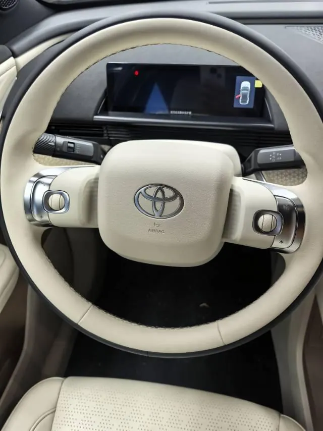 Toyota 2026 Platinum Intelligence 3X 610 Max Automatic Gear 16
