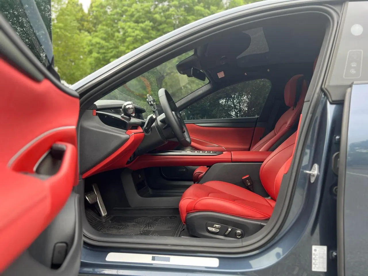 MI 2024 SU 7 800km 4-wheel drive ultra-long endurance high-end smart driving Max version automatic gear 7