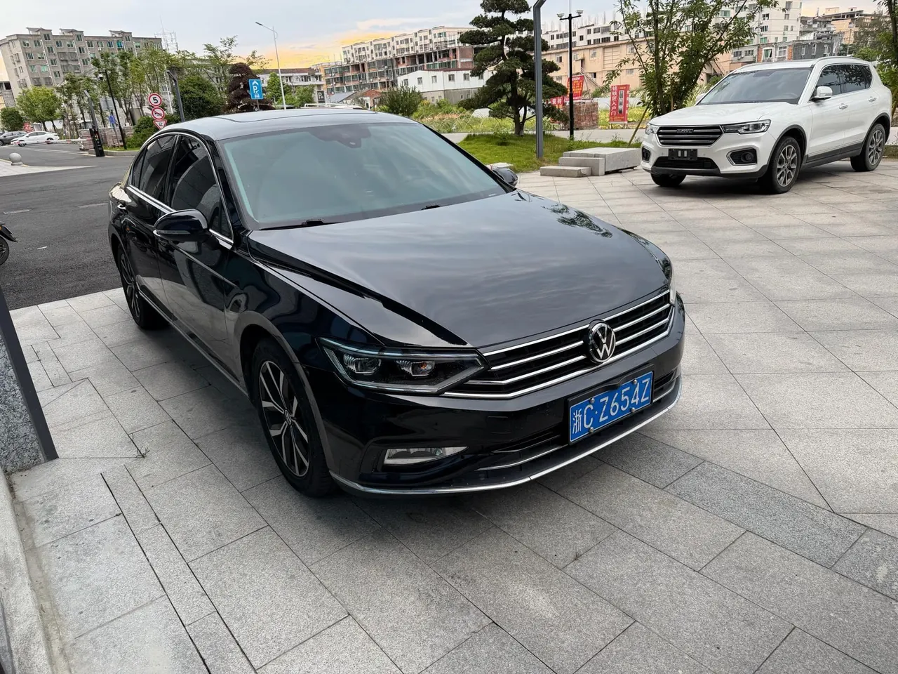 Volkswagen 2020 Magotan 1.4TSI 280TSI Comfortable Automatic 3