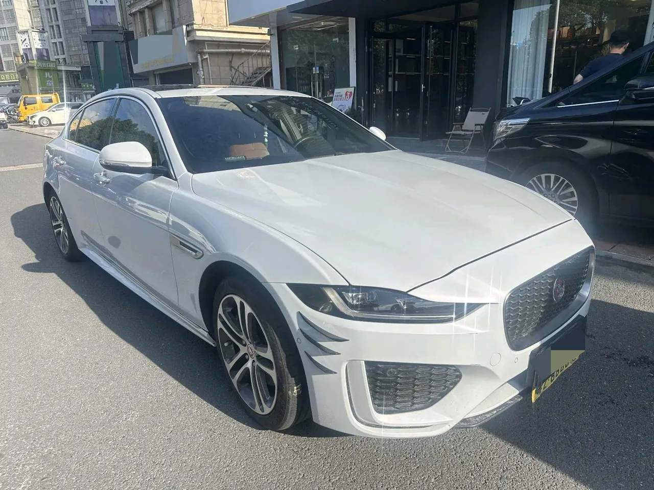 Jaguar 2020 XEL 2.0T 200PS S Enterprising and Elegant Automatic Gear 3