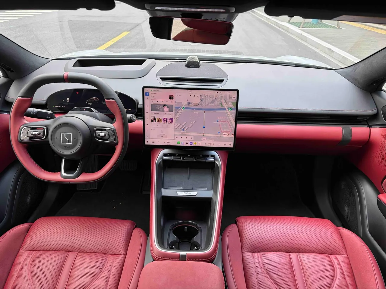 Zeekr 2025 Zeekr 007GT four-wheel drive intelligent driving version 75kWh automatic gear 4