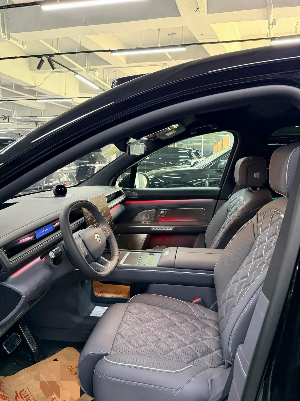 NIO 2026 ES8 6-seat executive deluxe automatic gear 6