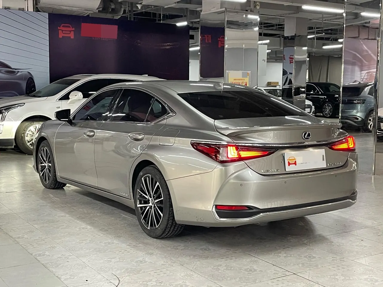 Lexus ES (Imported) 2021 ES300h 2.5 Stepless Premium Edition Automatic Gear 5