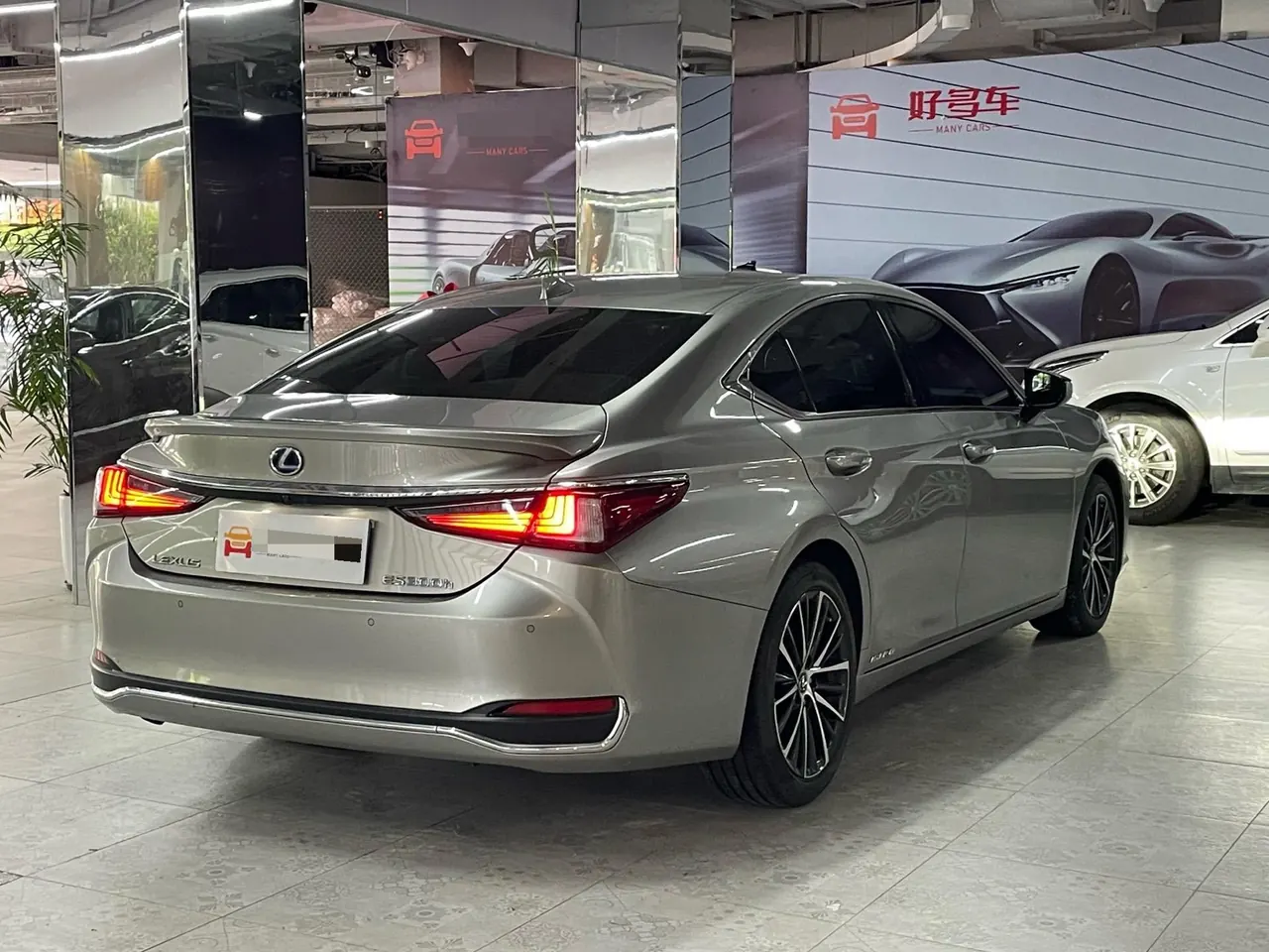 Lexus ES (Imported) 2021 ES300h 2.5 Stepless Premium Edition Automatic Gear 6