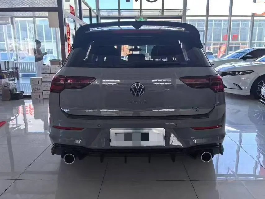 Volkswagen 2023 Golf 8 R-Line 1.4TSI 280TSI Lite Automatic 5