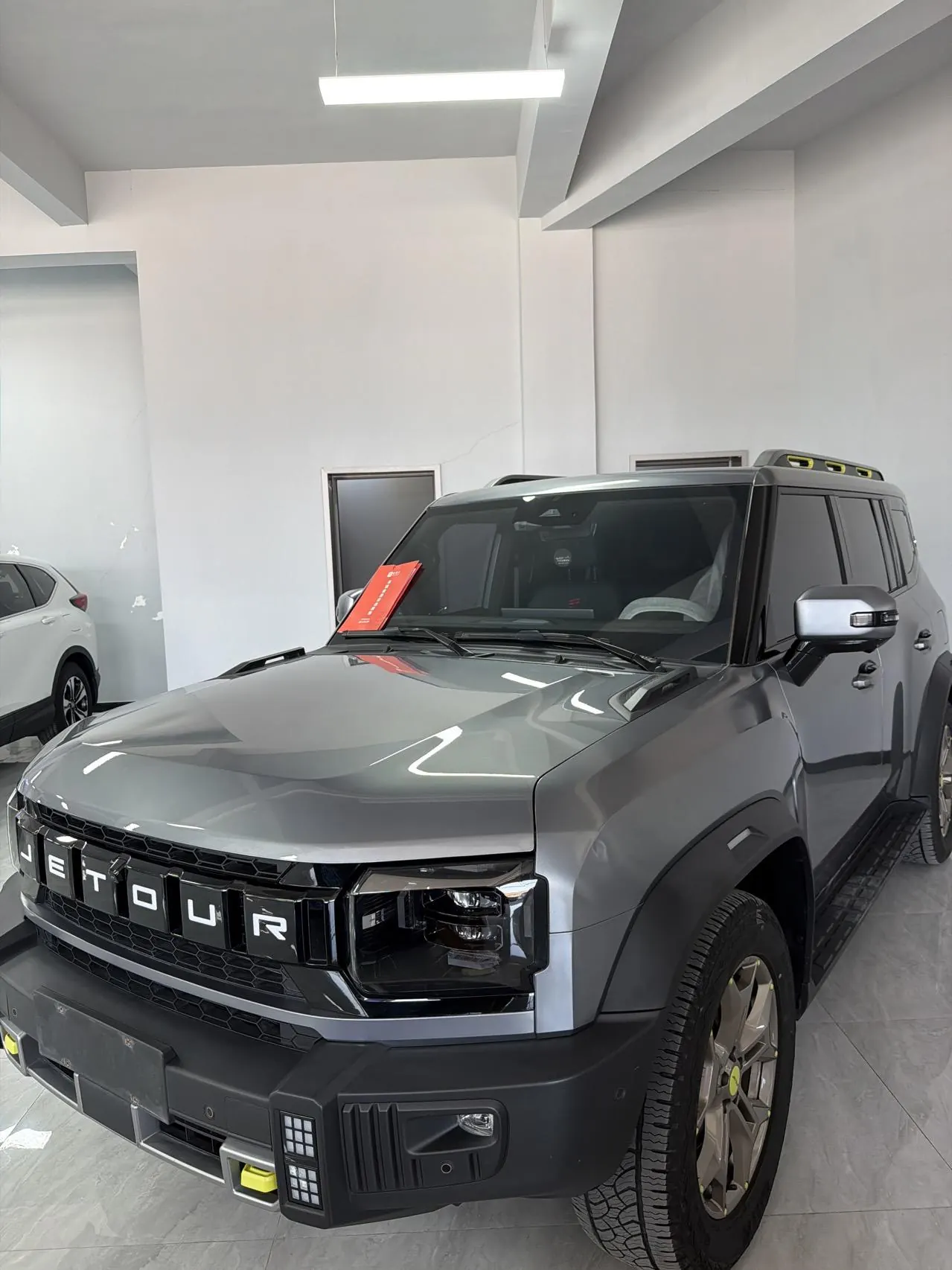 Open image lightbox: Jetour 2023 Traveler 2.0T Four-wheel Drive Conquer PRO Automatic Gear