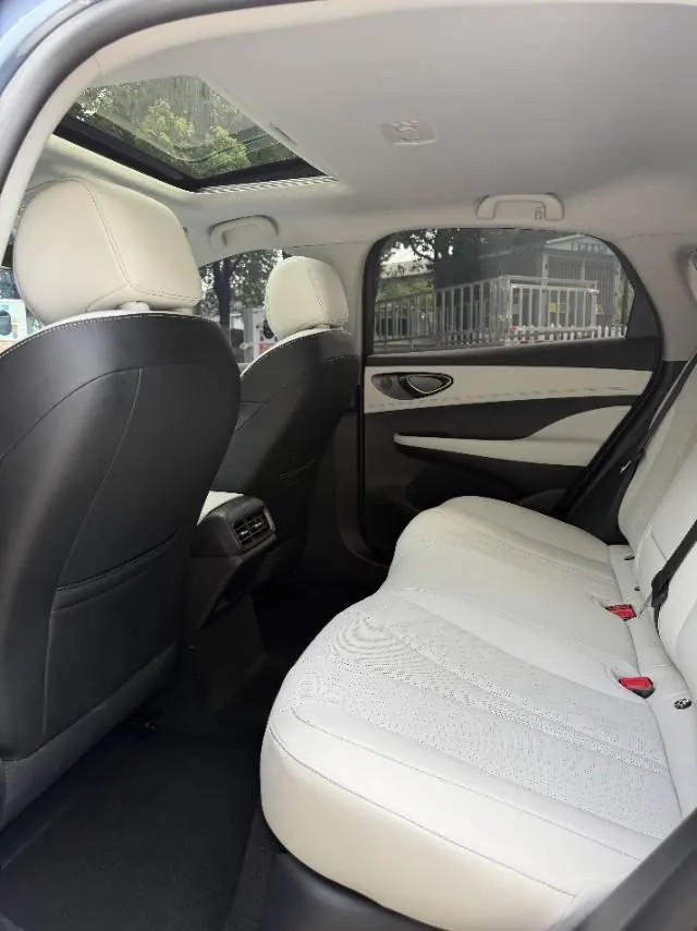BYD 2025 Seal 05 DM-i 1.5 Stepless Smart Driving Edition 55KM Honorable Automatic Gear 8