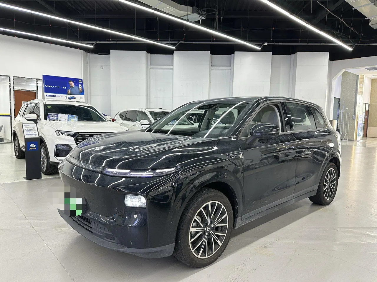 Открыть галерею: Leapmotor 2025 B 10 510 Enjoy Smart Driving Edition Automatic Gear