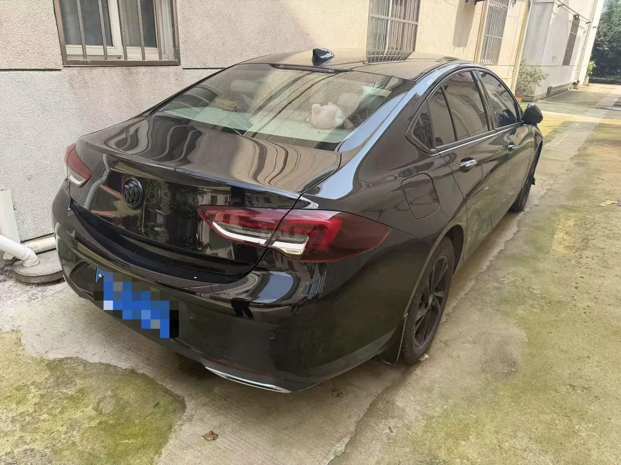 Buick 2020 Regal 1.5T 552T Elite Automatic Gear 2