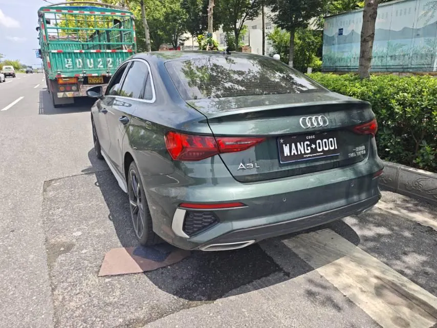Audi 2021 A3L Limousine 1.4TFSI 35TFSI Fashion Sports Automatic 5
