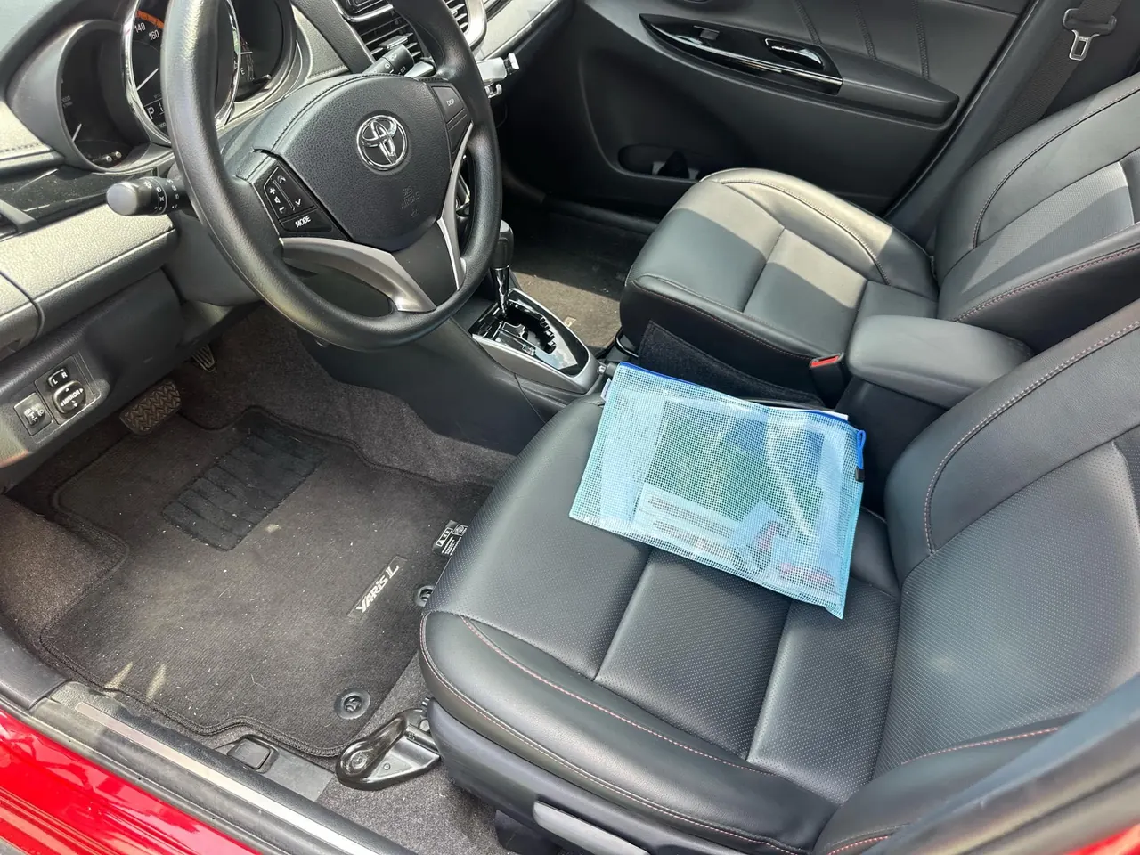 Toyota yaris 2022 YARiS L to dazzle 1.5 stepless leading PLUS version of automatic gear 3