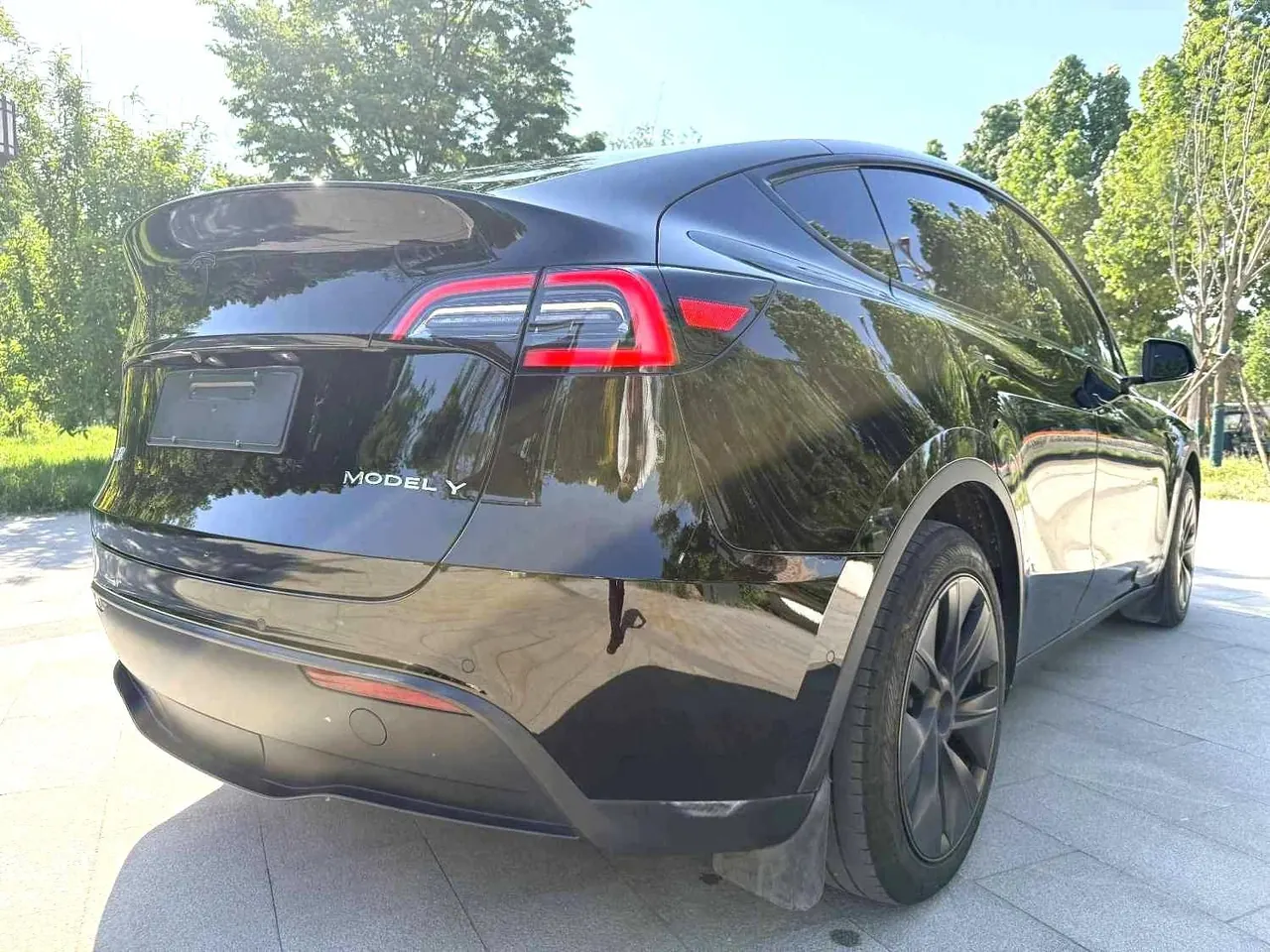 Tesla 2023 Model Y rear-wheel drive version automatic transmission 8
