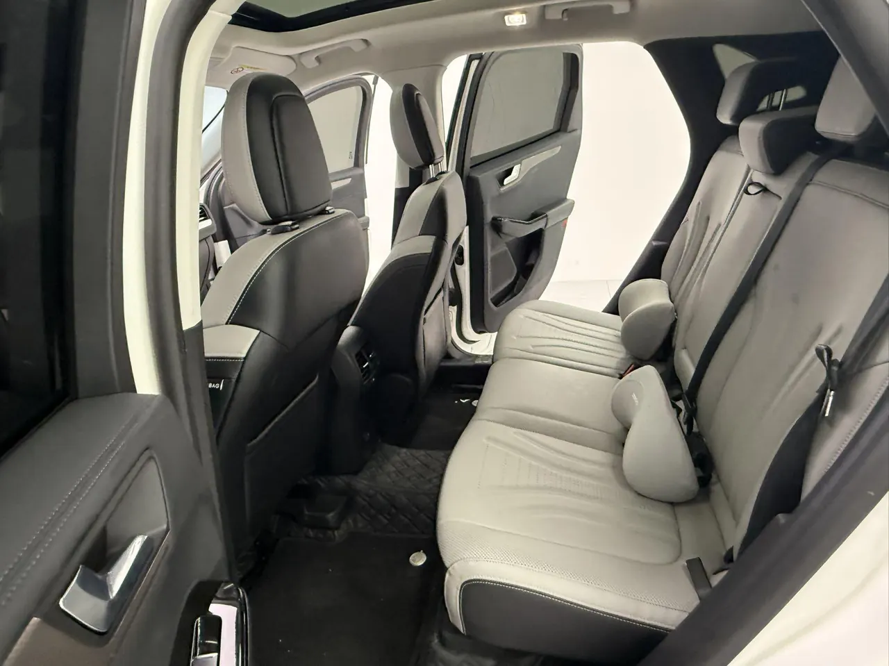 Ford 2020 Sharp 2.0T EcoBoost 12250.00g Drive Yao Enjoy Automatic Gear 8