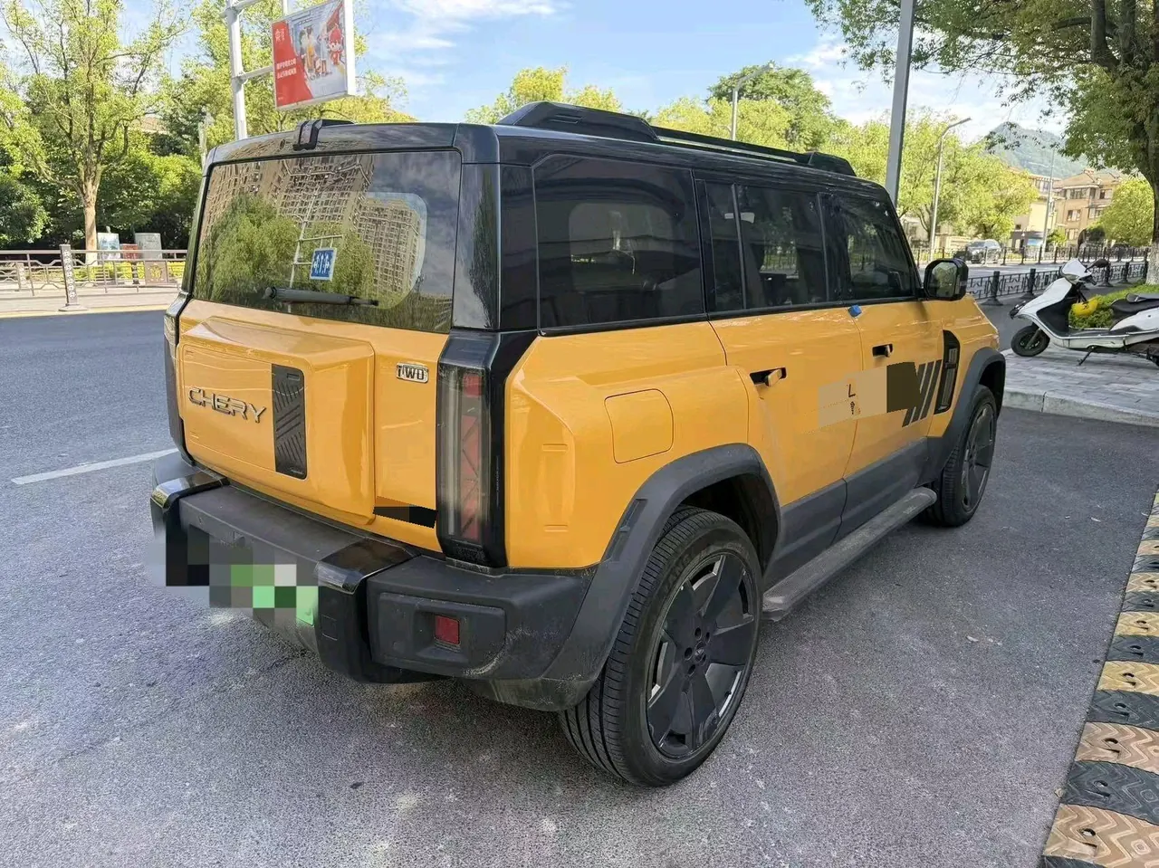 Chery 2025 Fengyun X3L 205 Four-wheel Drive High Energy Edition Automatic Gear 4