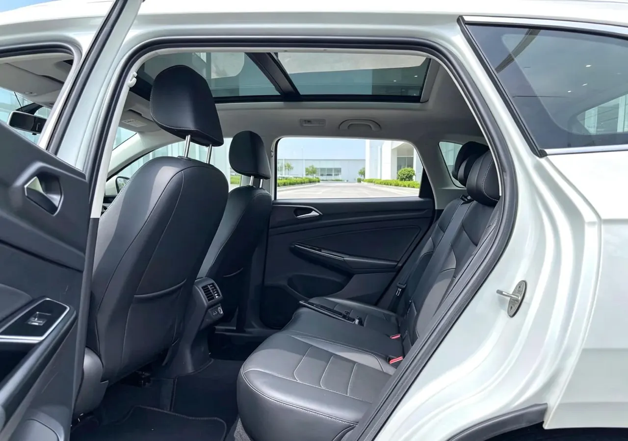 Jetta 2021 Jetta VS7 1.4T Black Front Edition Pleasant Edition Automatic Gear 5