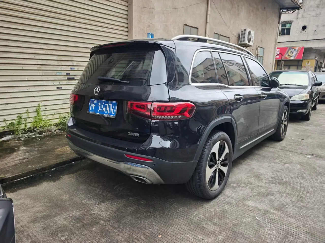 Mercedes Benz 2023 GLB 220 2.0T Fashion Automatic 2