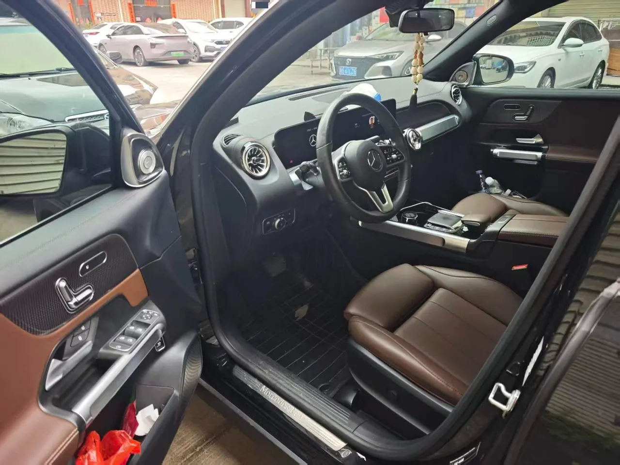 Mercedes Benz 2023 GLB 220 2.0T Fashion Automatic 3