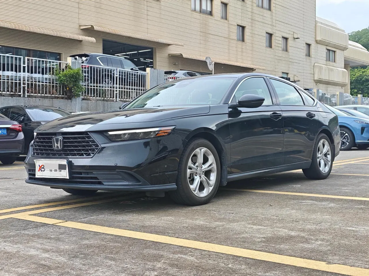 Открыть галерею: Honda 2023 11th Generation Accord 1.5T Stepless 260TURBO Smart Edition Automatic Gear
