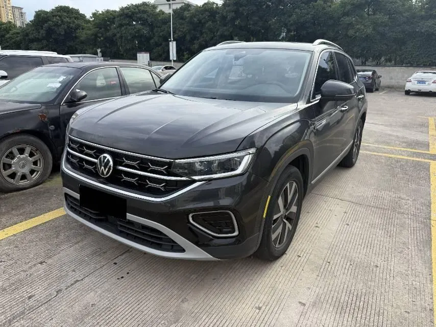 Open image lightbox: Volkswagen 2023 Tanyue 2.0TSI 330TSI Two-Drive Luxury Plus Advanced Edition Automatic Gear