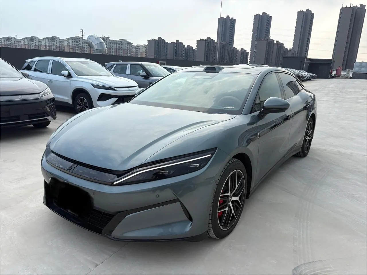 Open image lightbox: BYD 2025 Han L DM-p 1.5T Stepless Four-wheel Drive Laser Radar Flagship Automatic Gear