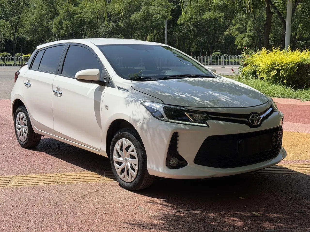 Toyota 2022 Vios FS 1.5 Stepless 20th Anniversary Edition Automatic Gear 3