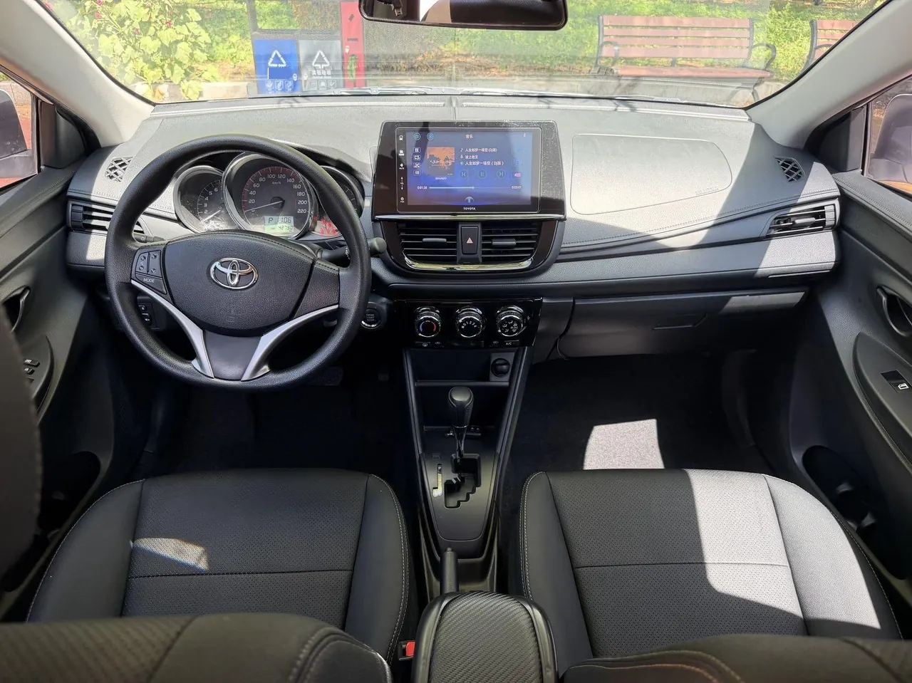 Toyota 2022 Vios FS 1.5 Stepless 20th Anniversary Edition Automatic Gear 4