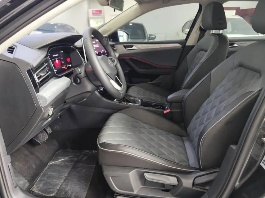 Volkswagen 2025 Sagittarius 1.5TSI 300TSI Exceed Edition Automatic Gear 4